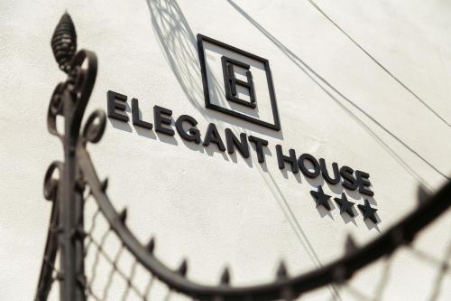 Hostal Elegant House