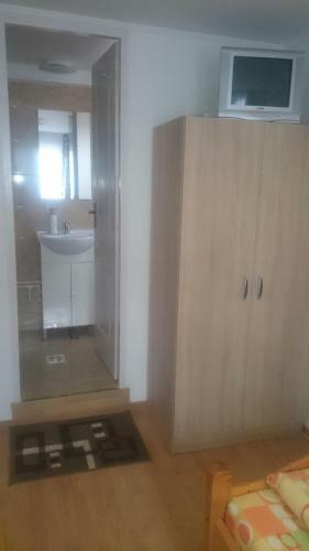Hostal White House