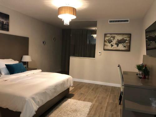 Hostal Vila Roca Hotel And Spa