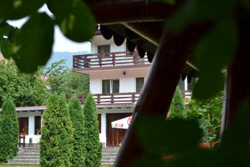 Hostal Pensiunea Amada