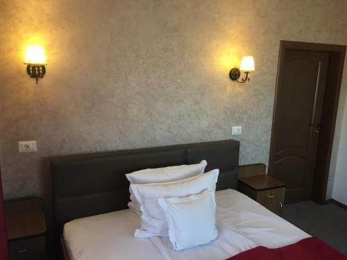 Hostal Pensiunea Flora