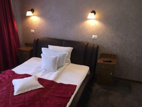 Hostal Pensiunea Flora