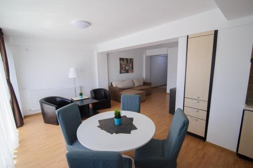 Apartamente Mamaia Nord D5