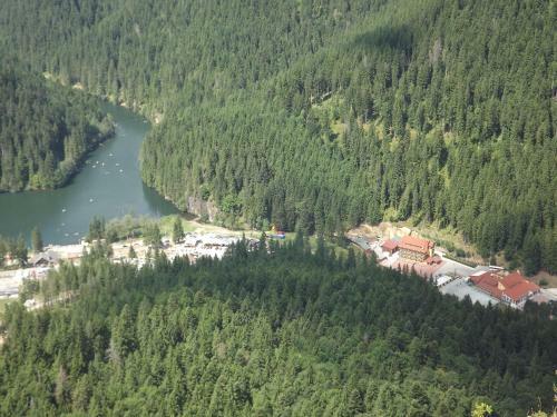 Hotel Lacu Rosu