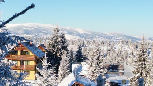 Hostal Pensiunile Zori de Zi Si Apus de Soare