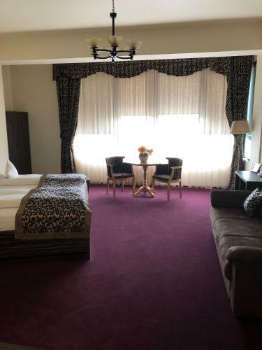 Hostal Pensiunea Rix Rooms