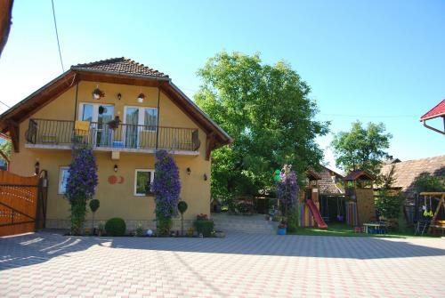 Hostal Pensiunea Soare Si Luna