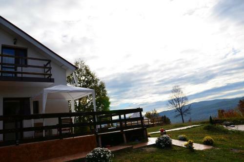 Hostal Pensiunea Casa Runcu Buzau