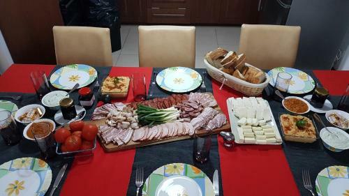 Hostal Pensiunea Casa Runcu Buzau