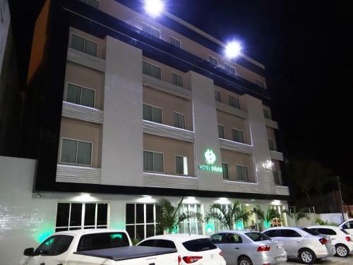 Oasis Hotel
