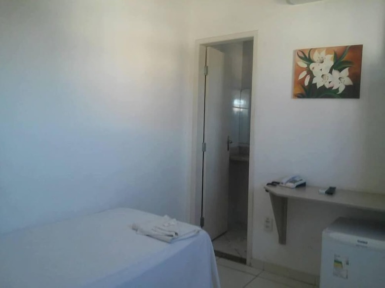 Hostal Pousada Lirios