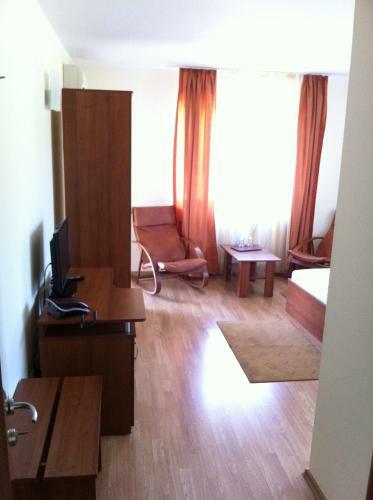 Jrb Hotel