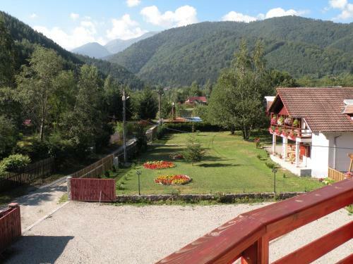 Hostal Pensiunea Roua Muntelui