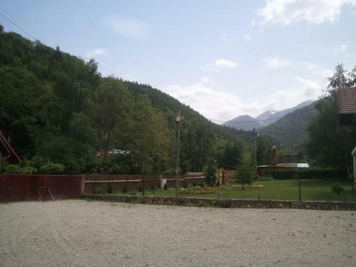 Hostal Pensiunea Roua Muntelui