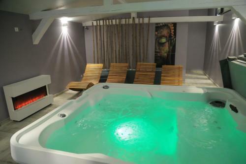 H49 Apartman - Adults Only