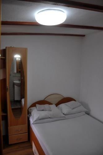 Hostal Casa de Vacan?a Alina