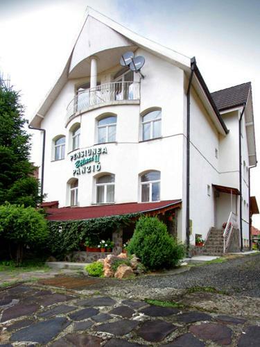 Hostal B�luci Panzi�