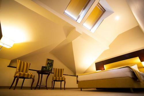 L`art Hotel Carei