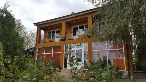 Hostal Pensiunea La Tase