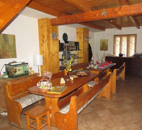 Bed & Breakfast Pensiunea Mada Paradiso