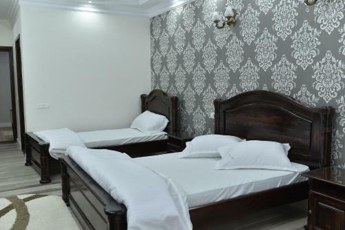 Hostal Edy's Royal Predeal