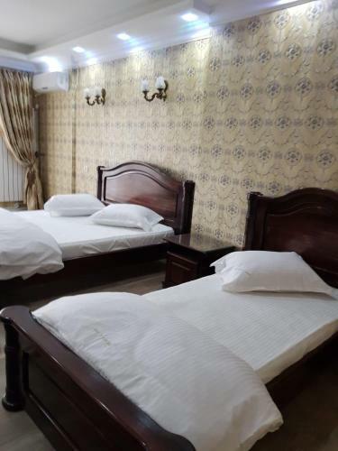 Hostal Edy's Royal Predeal