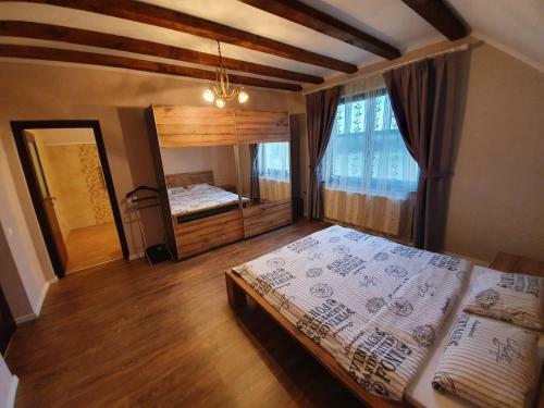 Hostal Pensiunea Forest