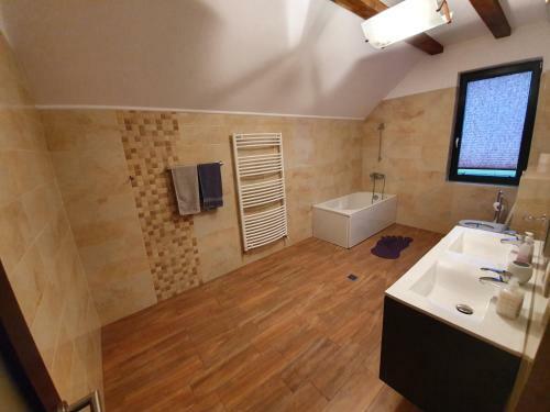 Hostal Pensiunea Forest