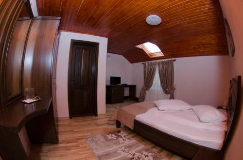 Hostal Pensiunea Roberto