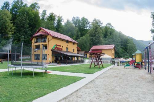 Hostal Pensiunea Roberto