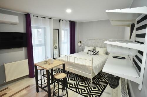 Aparthotel Heights Accommodation City Center