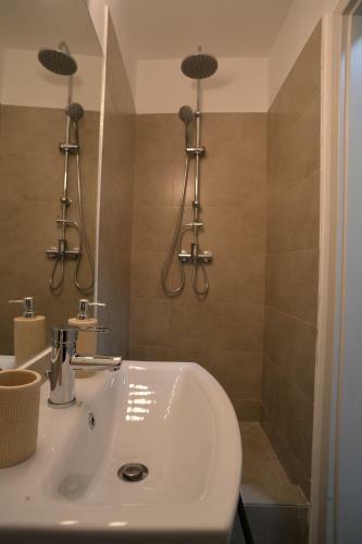 Aparthotel Heights Accommodation City Center