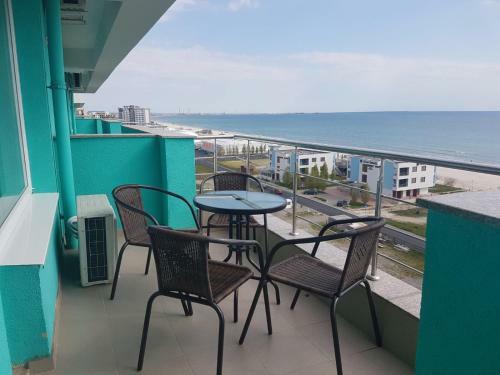 Summerland Sunrise Apartments