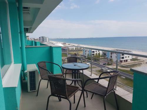 Summerland Sunrise Apartments