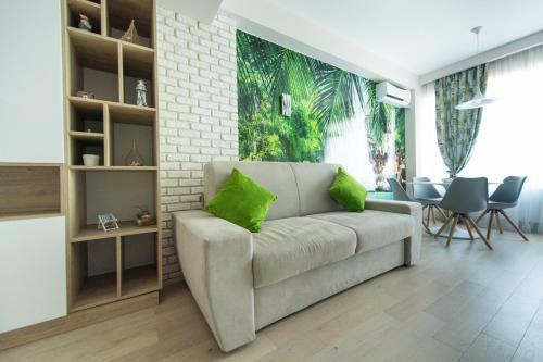 Summerland Sunrise Apartments