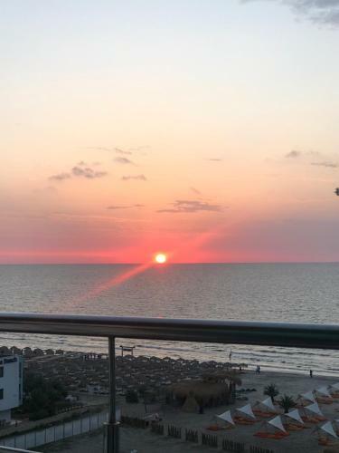 Summerland Sunrise Apartments