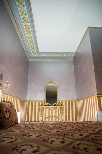 Hotel Nf Palace Old City Bucharest