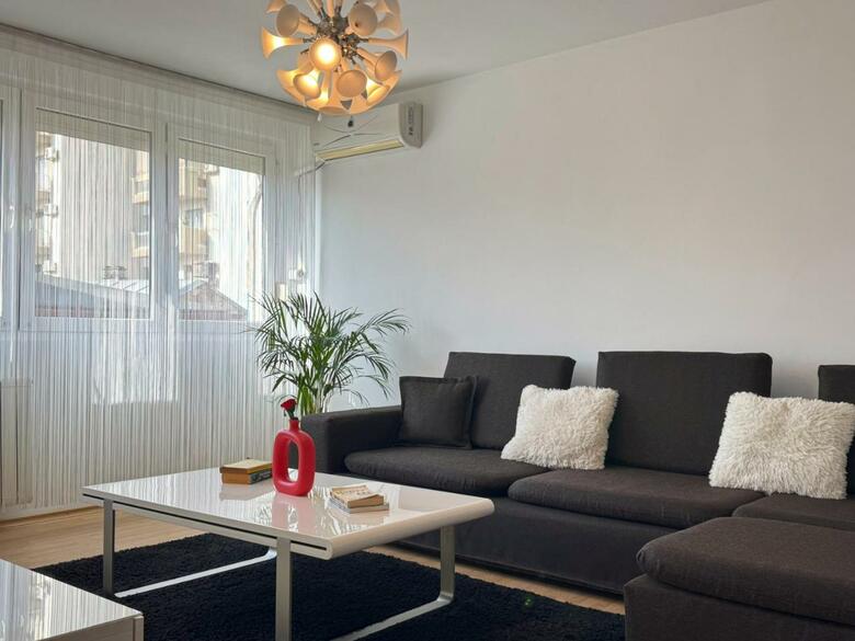 Apartamento Tineretului 20 By Mrg