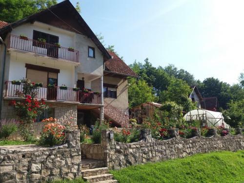 Hostal Guesthouse Filip