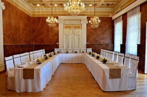Bed & Breakfast Dvorac Fantast