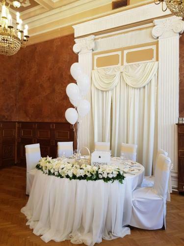 Bed & Breakfast Dvorac Fantast