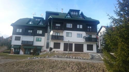 Apartman UNA