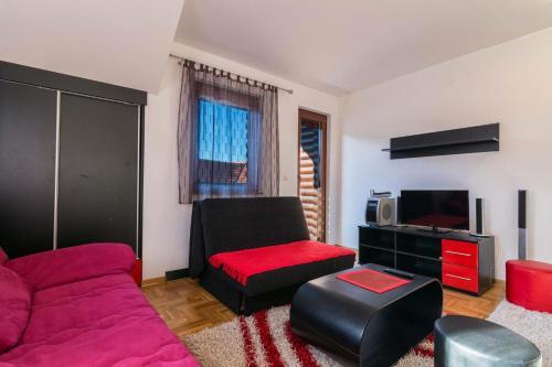 Apartman Avramovi?