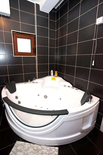 Hostal Guesthouse Vitez