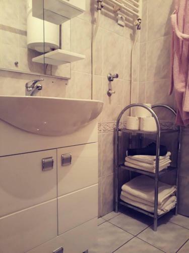 Caredo Apartman