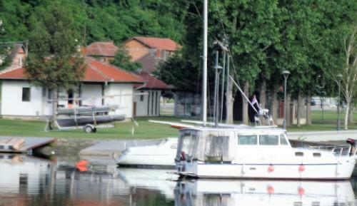 Apartments Zlatna Ribica