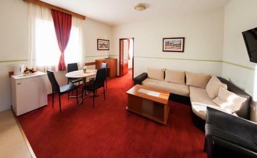 Hostal Villa Larus