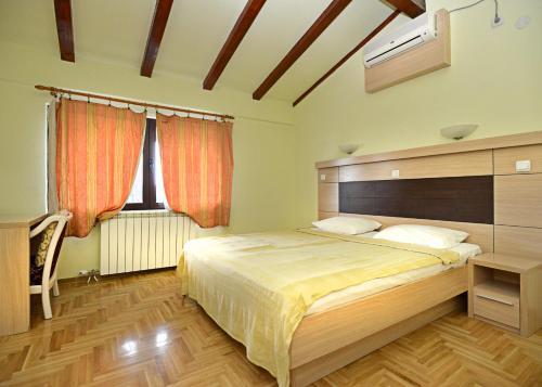 Apartamento Hotel S-klub