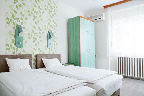 Bed & Breakfast Guest House Family