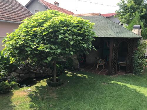 Hostal Vila Nirvana